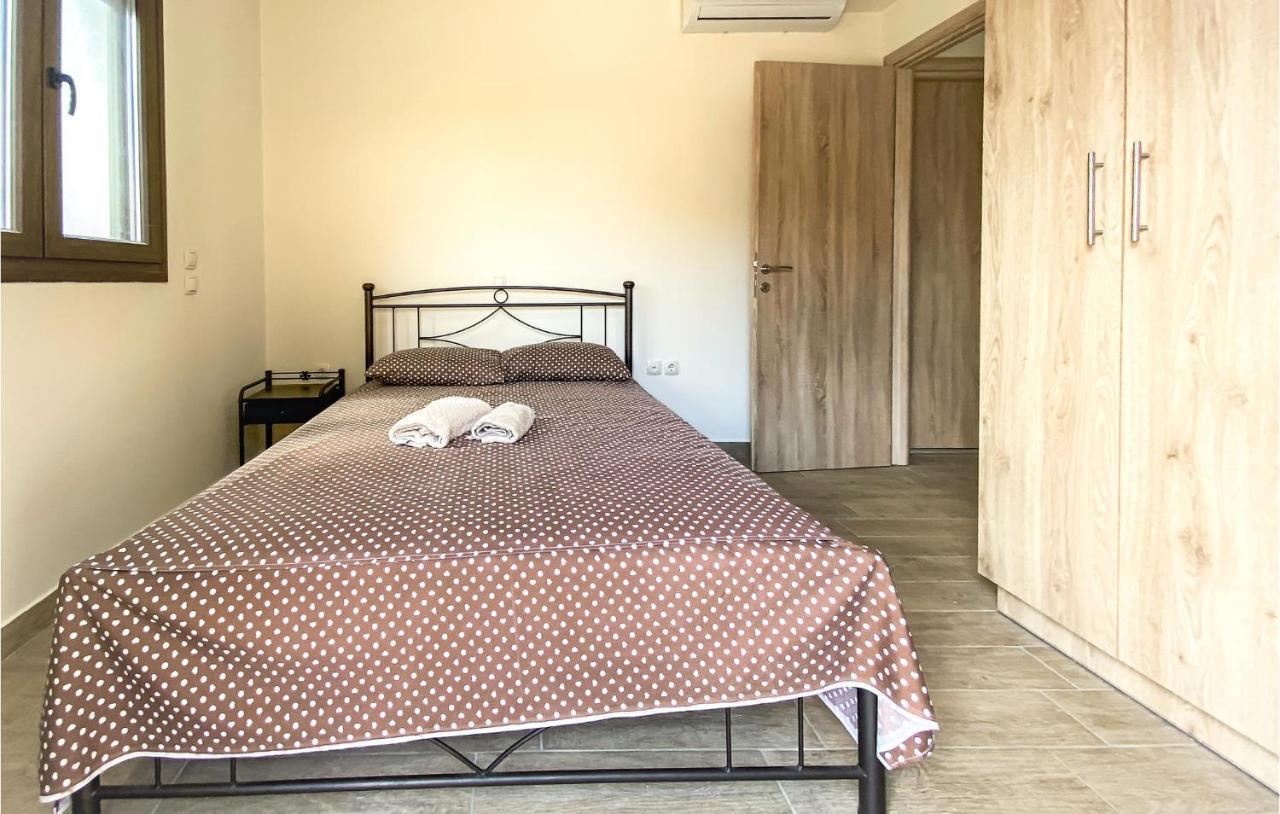 Lovely Apartment In 纳弗帕克托斯 客房 照片